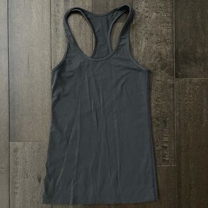 Black lululemon tank top
